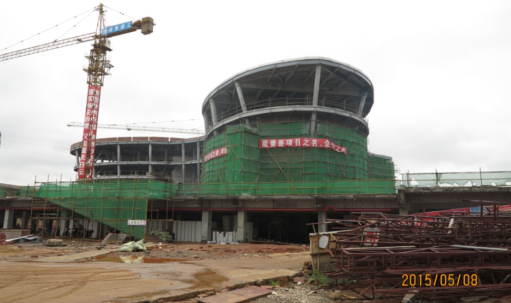 市场区各地块正顺利施工中